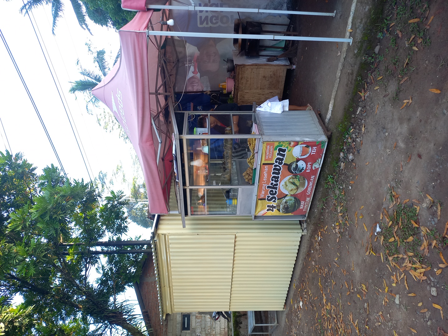 Warung Lesehan 4 Sekawan